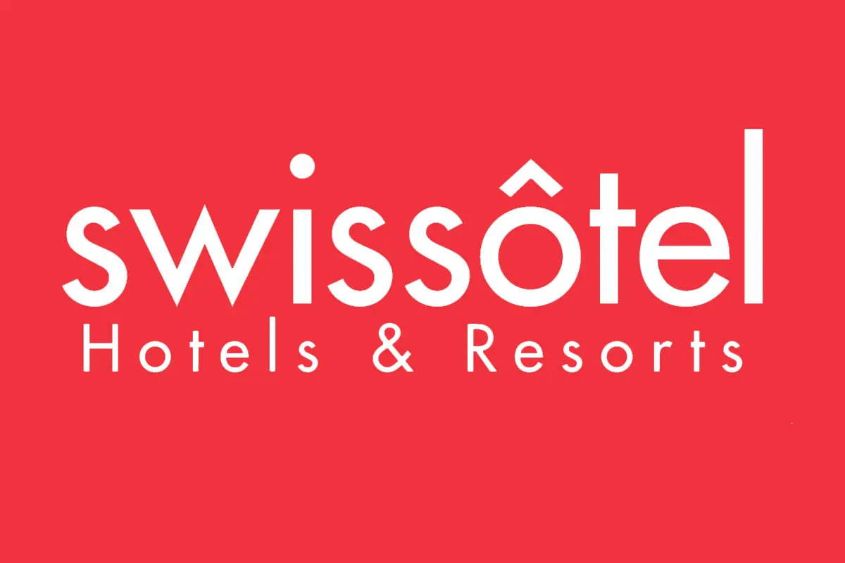 Swissôtel反白logo