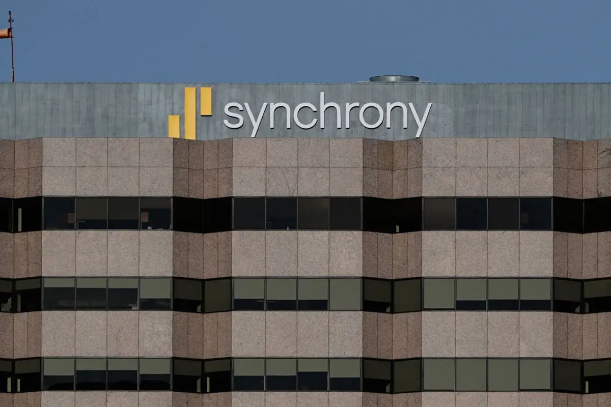 Synchrony银行品牌LOGO设计案例-银行行业标志设计方案