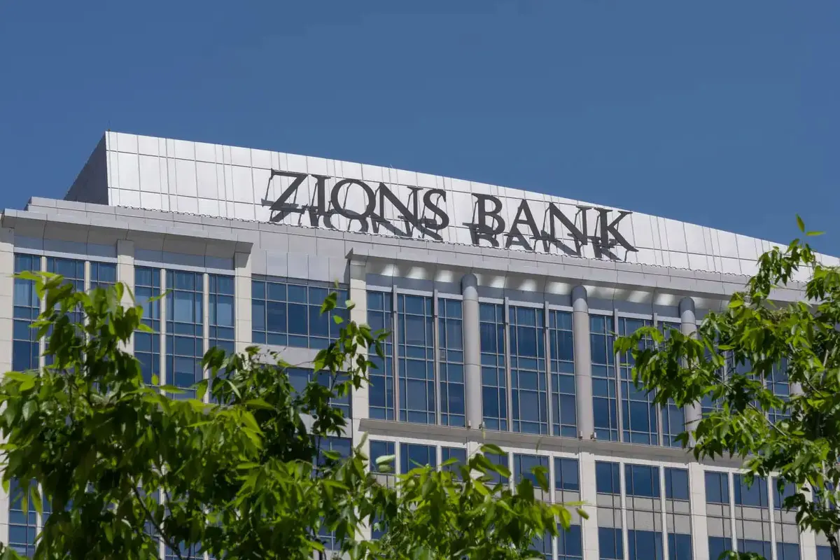 Zions Bank银行品牌LOGO设计案例-银行行业标志设计方案