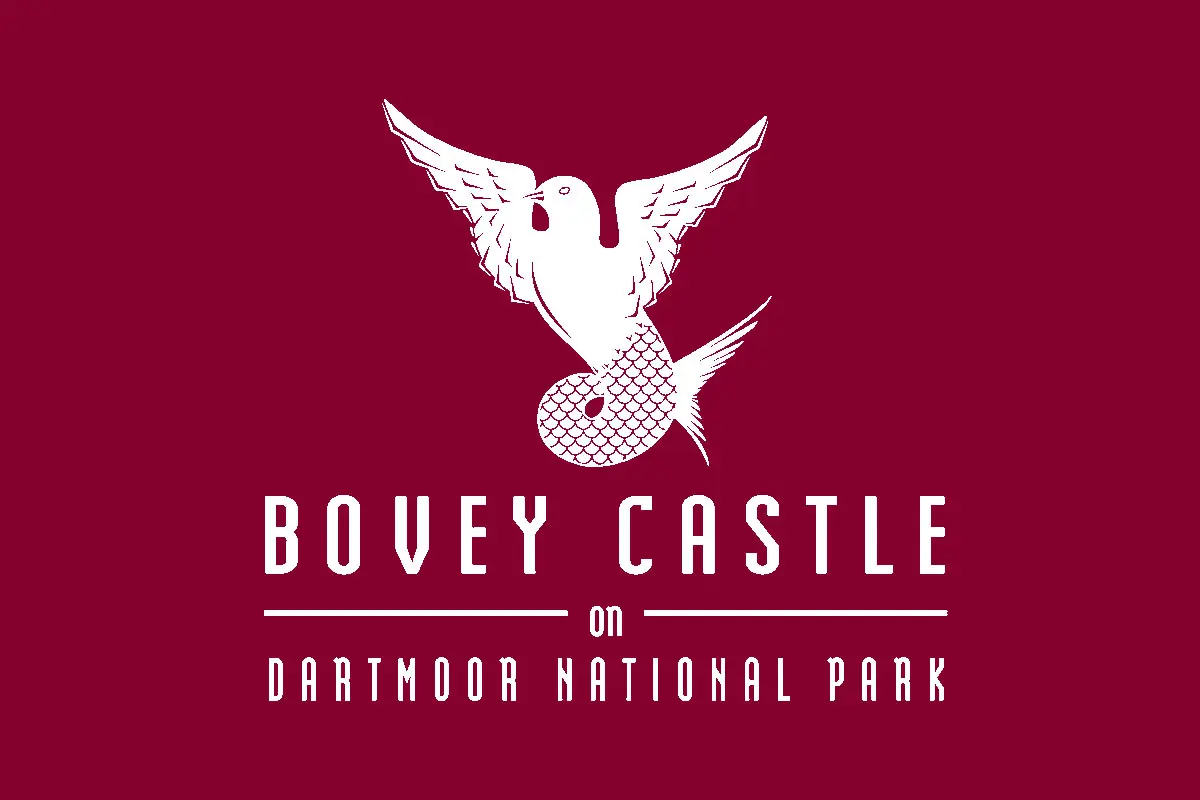 Bovey Castle反白logo