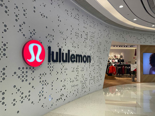 lululemon露露乐蒙标志设计含义及logo设计理念