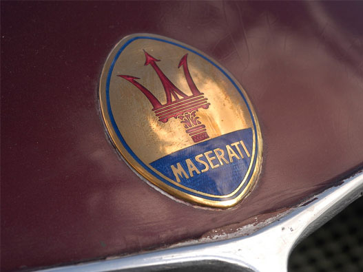 玛莎拉蒂Maserati的品牌logo