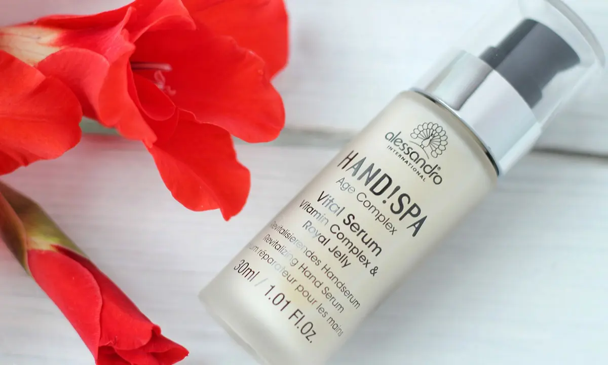 Alessandro德国亚历山德罗洛平化妆品-指甲油logo设计